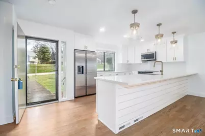 402 Montauk Lane #B, Stratford, CT 06614 - Photo 7