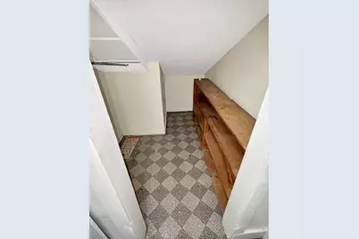 22 Helen Street, Hamden, CT 06518 - Photo 31