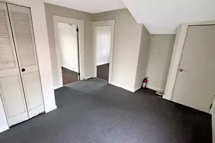 22 Helen St, Hamden, CT 06518 - Photo 27