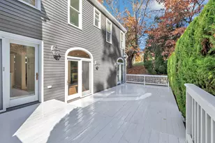 93 Putting Green Rd N, Trumbull, CT 06611 - Photo 13