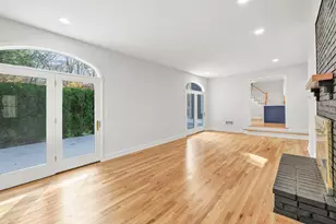 93 Putting Green Rd N, Trumbull, CT 06611 - Photo 7