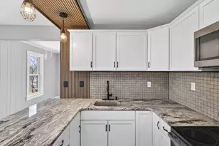 171 Norwood Ave, New London, CT 06320 - Photo 13