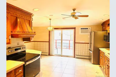 21 Cottage Street #3, New Haven, CT 06511 - Photo 5