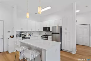 850 E Main St, Stamford, CT 06902 - Photo 5
