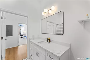 850 E Main St, Stamford, CT 06902 - Photo 9