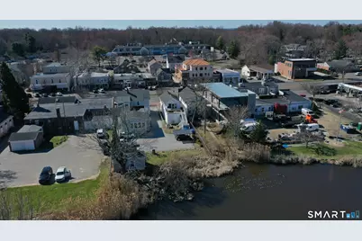 685 Boston Post Road #685, Madison, CT 06443 - Photo 9