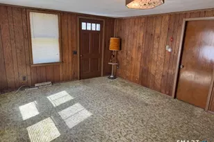 661 Riverside Dr, Thompson, CT 06255 - Photo 5