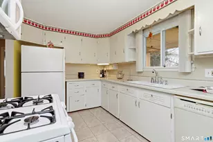 141 Williams St, Meriden, CT 06450 - Photo 13