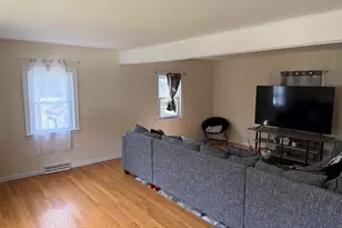 17 Henry St, Bethel, CT 06801 - Photo 3