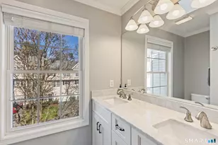 46 Donahue Ln, Manchester, CT 06042 - Photo 17