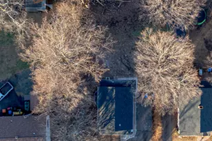 8 Howard Ave, Meriden, CT 06450 - Photo 7