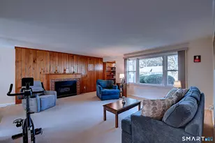 41 Sanford Rd, Manchester, CT 06042 - Photo 3