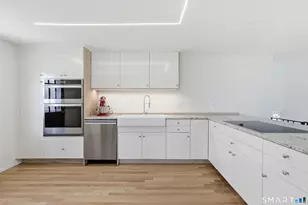 93 Old Meadow Plain Rd, Simsbury, CT 06089 - Photo 9