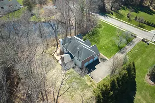 10 Whispering Hollow Ct, Cheshire, CT 06410 - Photo 37