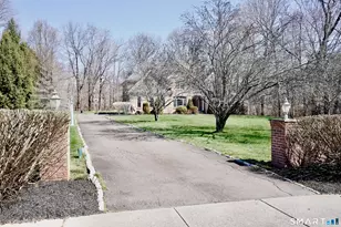 10 Whispering Hollow Ct, Cheshire, CT 06410 - Photo 37