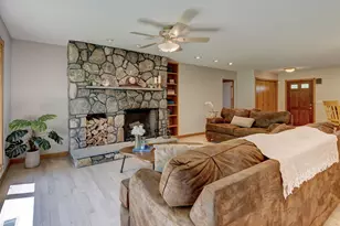 123 Round Hill Rd, Middletown, CT 06457 - Photo 11