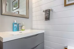 280 Old Lambert Rd, Orange, CT 06477 - Photo 11