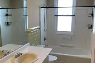 2 Bretton Rd, West Hartford, CT 06119 - Photo 25