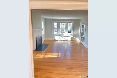 2 Bretton Road, West Hartford, CT 06119 - Photo 3