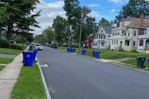 2 Bretton Rd, West Hartford, CT 06119 - Photo 39