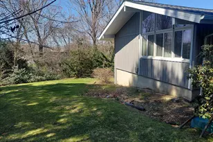 17 Hickory Hill Dr, Waterbury, CT 06708 - Photo 3