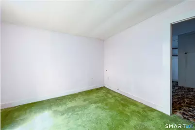 60 Chestnut Lane, Hamden, CT 06518 - Photo 19