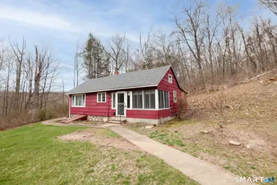 60 Chestnut Lane, Hamden, CT 06518 - Photo 3