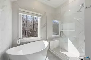 21 Split Rock Rd, Newtown, CT 06470 - Photo 17