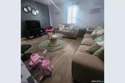 207 Main Street, East Hartford, CT 06118 - Photo 13