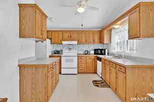 1 Rose Ct, East Windsor, CT 06088 - Photo 9