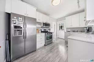 64 Elm St, Thomaston, CT 06787 - Photo 15