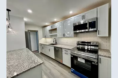 114 Heritage Village #C, Southbury, CT 06488 - Photo 5