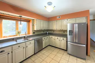 804 Sandstone Dr, South Windsor, CT 06074 - Photo 5