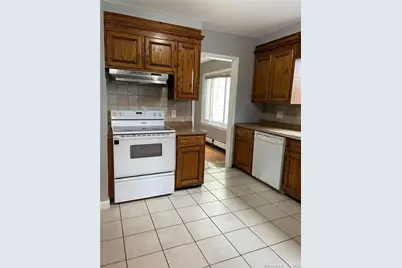 30 Tremont Avenue #1st, Bridgeport, CT 06606 - Photo 15