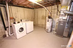 2 Mulberry Ln, Glastonbury, CT 06033 - Photo 15