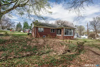 24 Norway Road, North Haven, CT 06473 - Photo 3