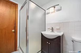 96 Lynn Dr, Meriden, CT 06451 - Photo 29