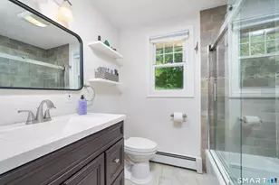 96 Lynn Dr, Meriden, CT 06451 - Photo 23