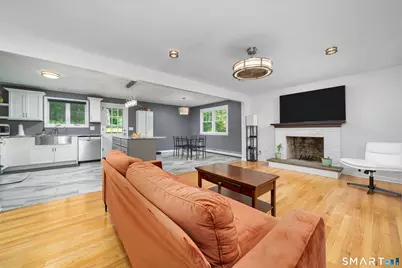 96 Lynn Drive, Meriden, CT 06451 - Photo 5