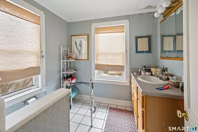 439 Prospect Street, Torrington, CT 06790 - Photo 9