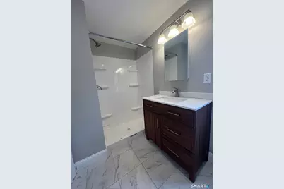 50 Fairview Street, West Hartford, CT 06119 - Photo 5