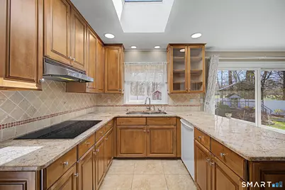 179 Berrian Road, Stamford, CT 06905 - Photo 9