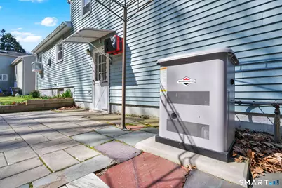 203 Brentwood Road, Newington, CT 06111 - Photo 5