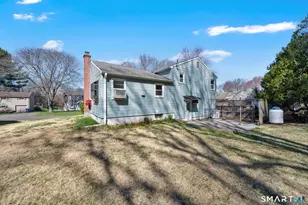 203 Brentwood Rd, Newington, CT 06111 - Photo 3