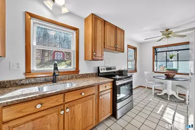 203 Brentwood Road, Newington, CT 06111 - Photo 9