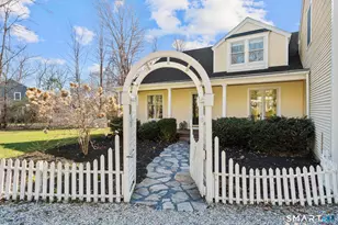 50 Old Farm Rd, Weston, CT 06883 - Photo 5