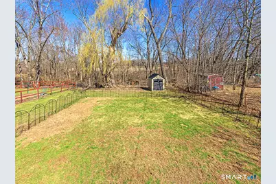 252 Middletown Avenue, Wethersfield, CT 06109 - Photo 29