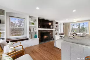 5 Iris Ln, Redding, CT 06896 - Photo 3