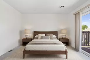 368 Knapps Hwy, Fairfield, CT 06824 - Photo 11