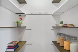 368 Knapps Hwy, Fairfield, CT 06824 - Photo 9